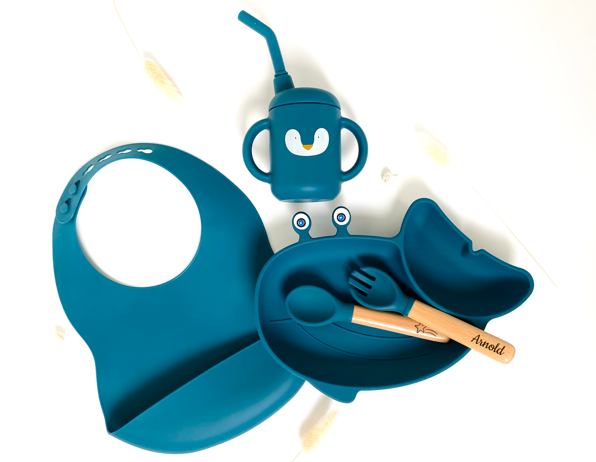 Whale-shaped meal pack+bib +straw glass: Navy Blue