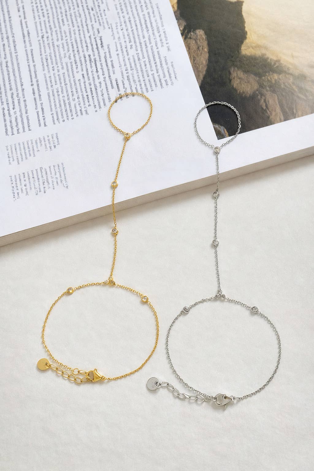 Stainless steel bracelet: Silver / Stainless steel