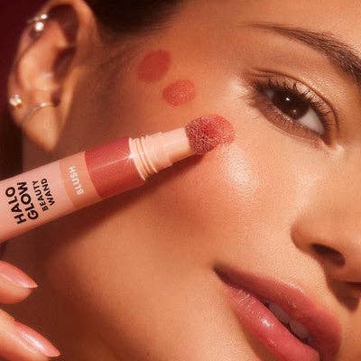 E.l.f. Halo Glow Blush Beauty Wand Candlelit 0.33 fl oz - New
