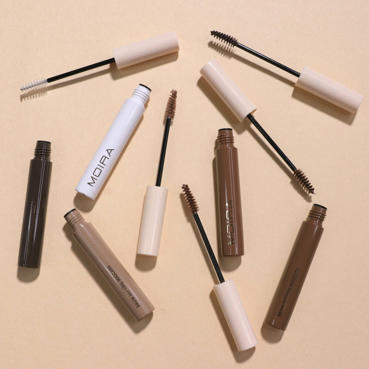 BROW DEFYING MASCARA: 005 Dark brown