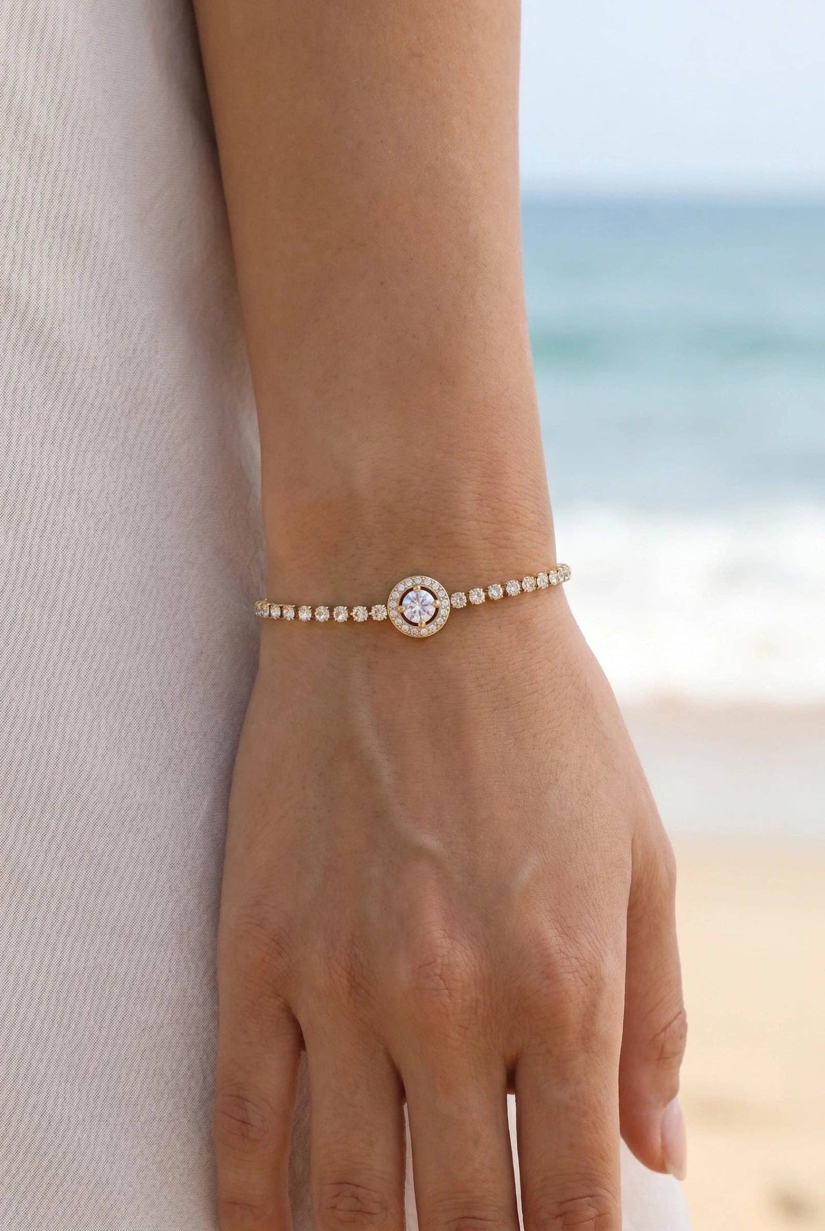 Stainless steel bracelets: GOLDEN