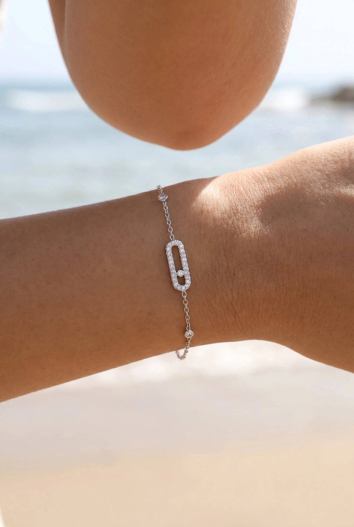 Stainless steel bracelets: SILVER