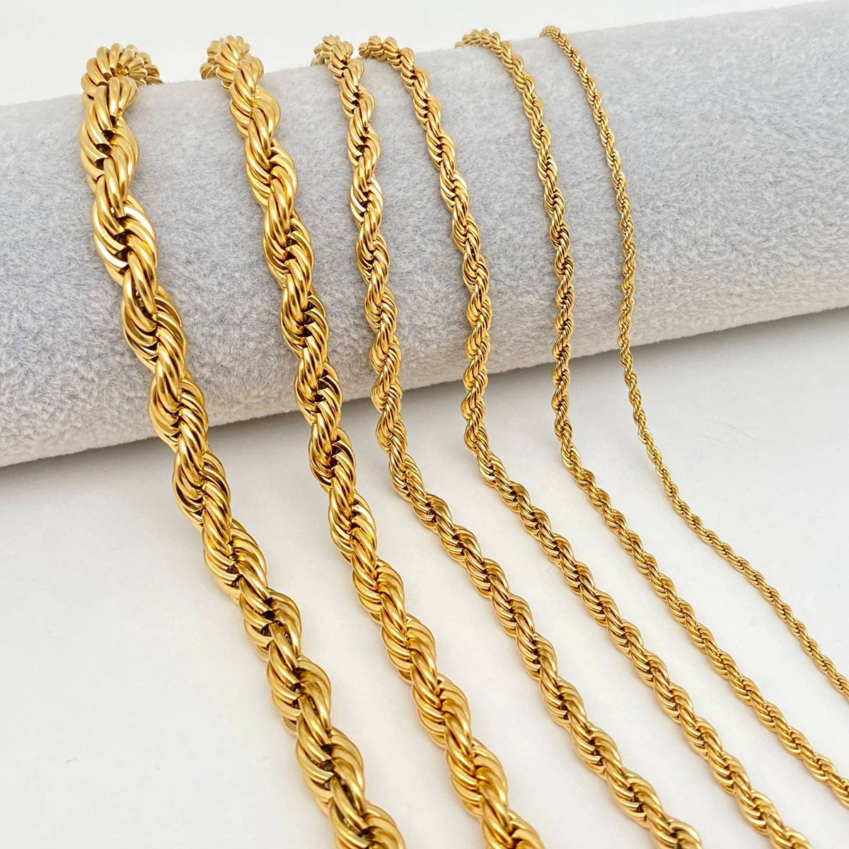 Twists Shape 18K Gold-plated Stainless Steel Chain - MJ/FGS: 3mm*550mm