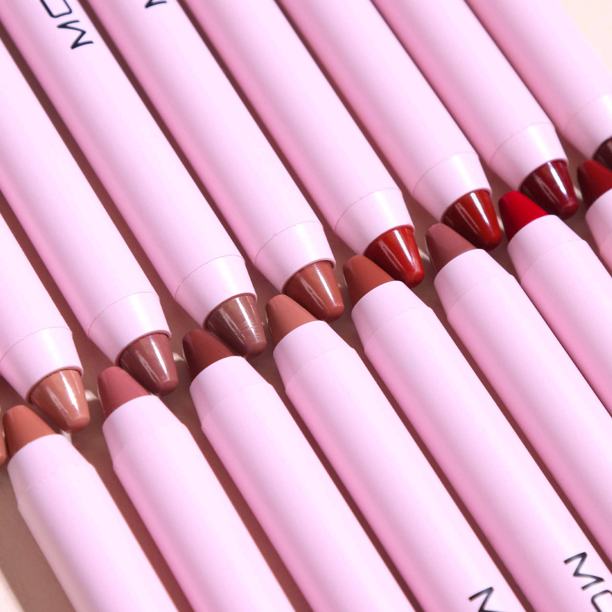 Lip Bloom Lipstick Pencil: DREAMER